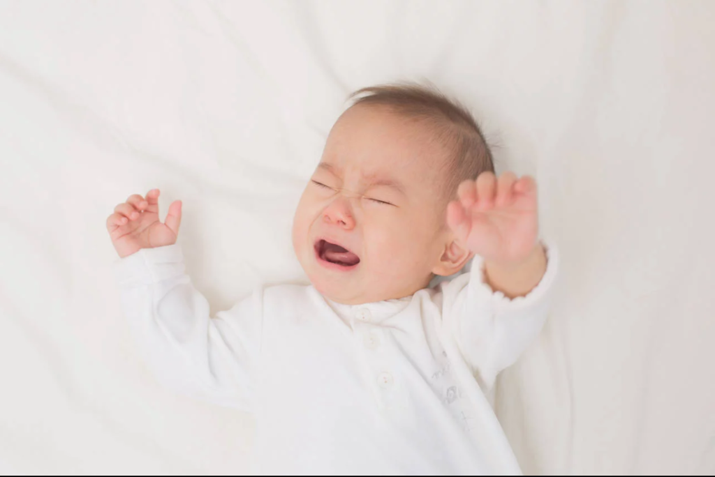 0、1、2歳夜泣きが酷くてへとへとママ!原因と効果的対処法を紹介