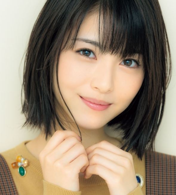 浜辺美波のファンクラブ・プレミアム会員登録方法とファンレター宛先