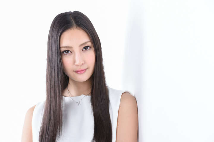 菜々緒のファンクラブ入会方法と最新情報!ファンレター宛て先は?
